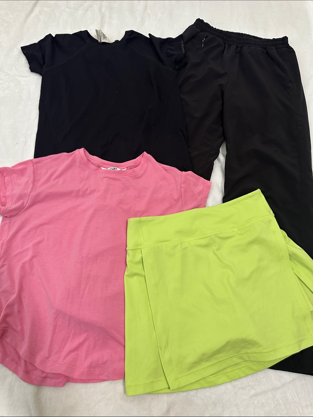 🎾 Bundle of 4 Athleta Girl Clothing